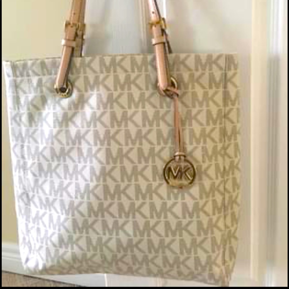 Michel Kora vanilla Tote bag